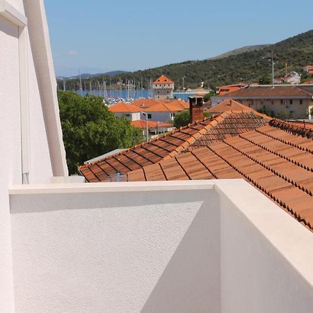 Apartments Yerkovic Маріна Екстер'єр фото