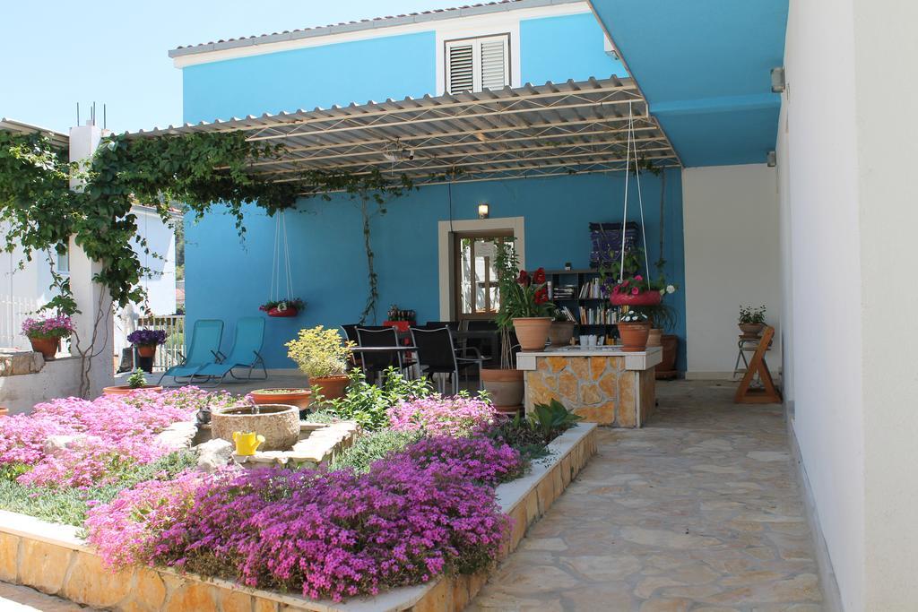 Apartments Yerkovic Маріна Екстер'єр фото