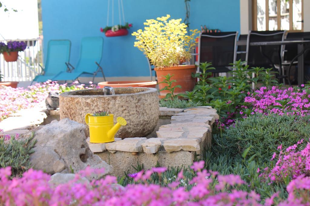 Apartments Yerkovic Маріна Екстер'єр фото