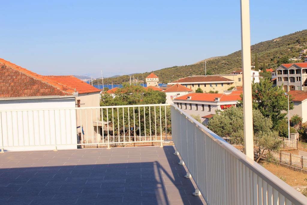 Apartments Yerkovic Маріна Номер фото