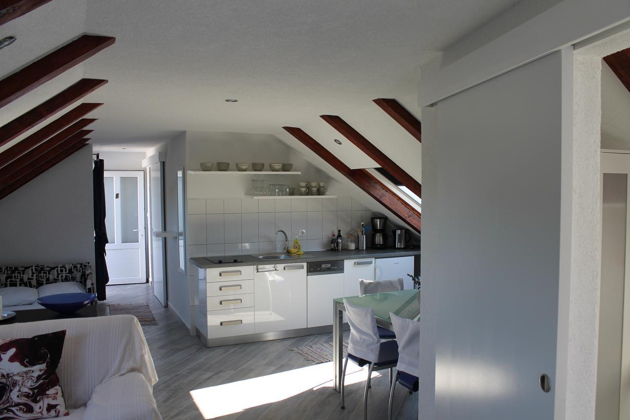 Apartments Yerkovic Маріна Номер фото